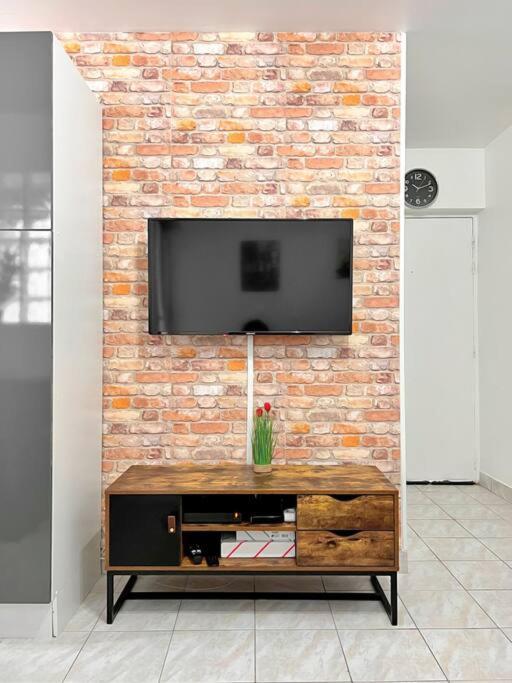 Cosy Appart. Aux Portes De Paris Вилжуиф Екстериор снимка