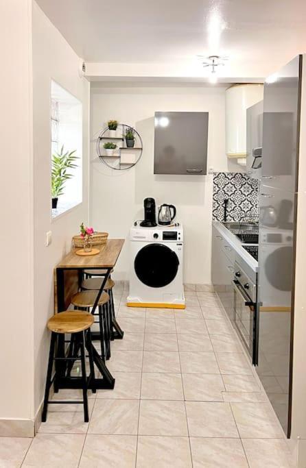 Cosy Appart. Aux Portes De Paris Вилжуиф Екстериор снимка